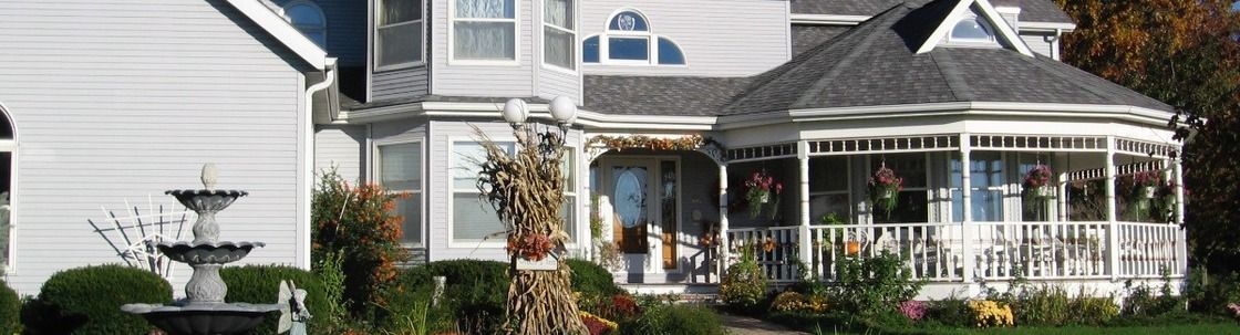 Cameo Rose Victorian Country Inn  A Madison, Wisconsin Area Bed