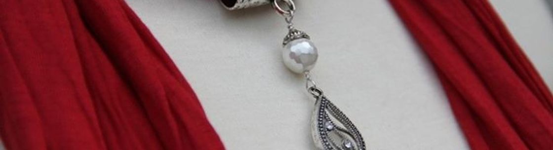 Jades designs alterations and embroidery, Topeka KS