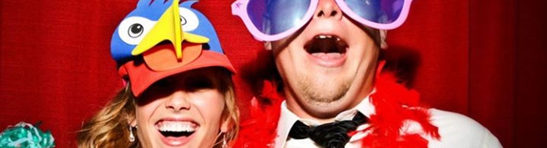 Flashmugz Photo Booth Rentals, Peoria IL