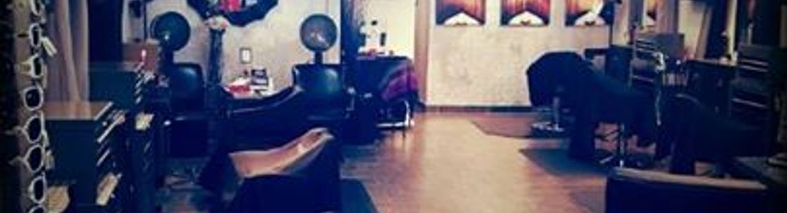 The Curve Haircolor Studio, Fraser MI