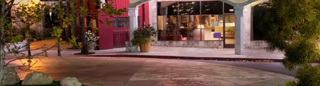 Leila's Restaurant, Oak Park CA