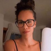 Bruna sakanoi Yoga
