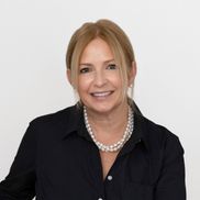 Robin Morsch Real Estate/Keller Williams Village Square Realty