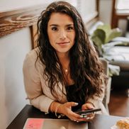 Stefania Arrieta| NC Real Estate Broker| Remax Executive