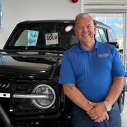Cam Clark Ford Lincoln, North Vancouver BC