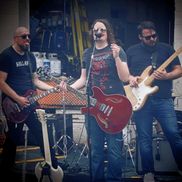 Bootleggers and Baptists