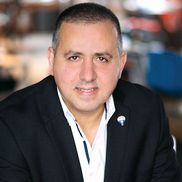 Rachid Ayouch courtier immobilier Montréal RE/MAX