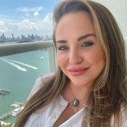 Shayna Davidov Hanson, One Sotheby's International Realty shaynadavidovhanson.com