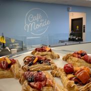 Cafe du Monde Creperie Food Truck
