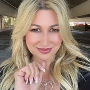 Realtor at Rodeo Realty Inc and Account Executive Meridith Baer Home!
