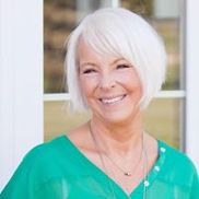 JULIE KAY Design