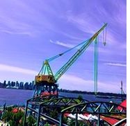 Northvancouvershipyardsdistrict.com