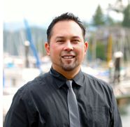 Dan Tsuji with Dan & Oz Real Estate Team