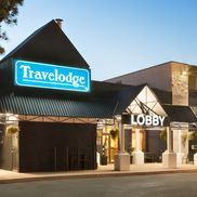 Travelodge by Wyndham Edmonton South