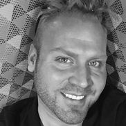 Nikolas R. Groshans-Lozada Long and Foster Real Estate  Bethesda Gateway