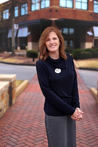 Donna Matthews, Sales Consultant, HomeSmart Realty, Atlanta GA