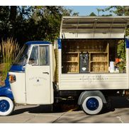 Fizz and Flutes a Lovely Bubbles co