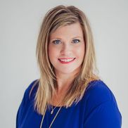 Christy Holt, Realtor with RE/MAX Carriage House