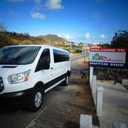 Movements Taxi Service  St Maarten
