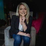 Marissa Marroni, RE/MAX Select Realty