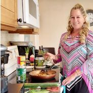 The Razzy Art Show & Momma's Kitchen Show