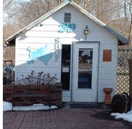 Rosalee's Dog House