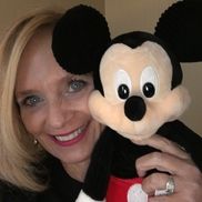 Scentsy Independent Consultant, Kathy Hummell