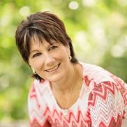 Janna Valencia NMLS 1316848 Movement Mortgage