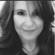 SHERRY SOLARA / PHOTOGRAPHER