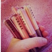 Evonne Burns Makeup Artist