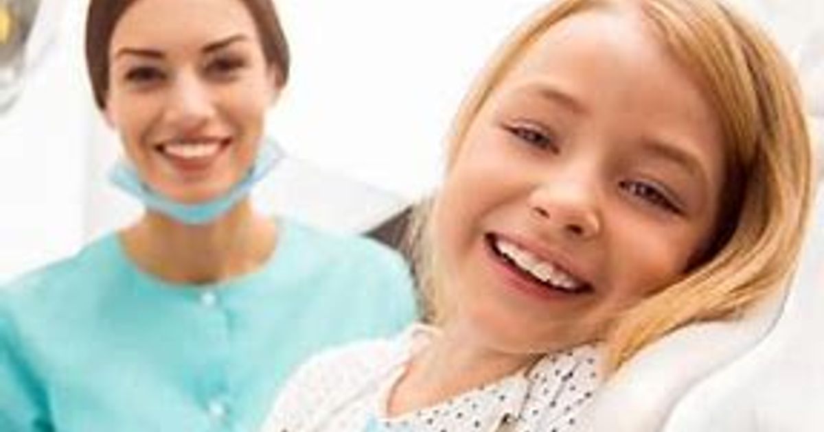 Do Cosmetic Dentists ever offer probono work and used it for marketing