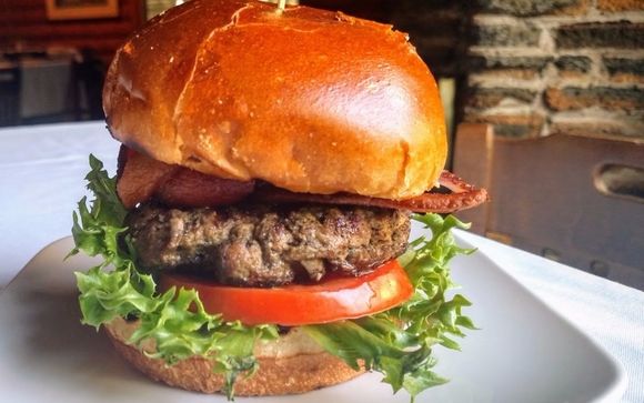 Blended Burger Project By The Cabin Of Willowick In Eastlake Area