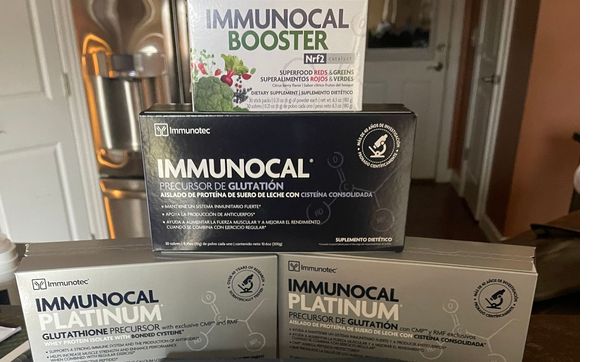 which is better vitamin c or glutathione 25% Vitamin C + Glutathione Clinical Serum