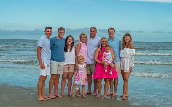 Family and Pet Portraits - Receive $50 Off! with Lindsay Pettinicchi Photography, LLC