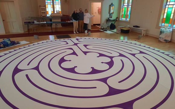 Finding Presence in the Labyrinth: Connecting with the Circles of Life ...
