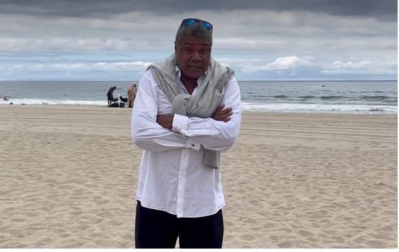 Darryl Maximilian Robinson Shares Poe's 'Annabel Lee' At Santa Monica Pier  with The Excaliber Shakespeare Company Los Angeles Archival Project