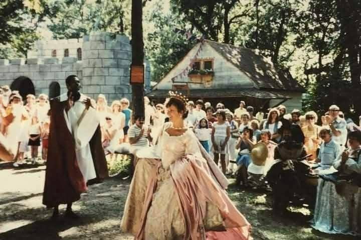 Darryl Maximilian Robinson Notes 40th Anniversary of Debut at Wisconsin's KING RICHARD'S FAIRE! with The Excaliber Shakespeare Company Los Angeles Archival Project