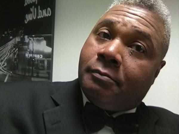 Darryl Maximilian Robinson Salutes Sir Sidney Poitier On 2022 Visit To THE ACTOR'S CHOICE  with The Excaliber Shakespeare Company Los Angeles Archival Project