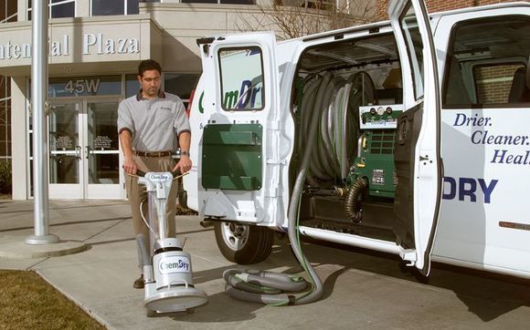 Deep Hot Carbonating Extraction Carpet Cleaning by Air Fresh Chem-Dry