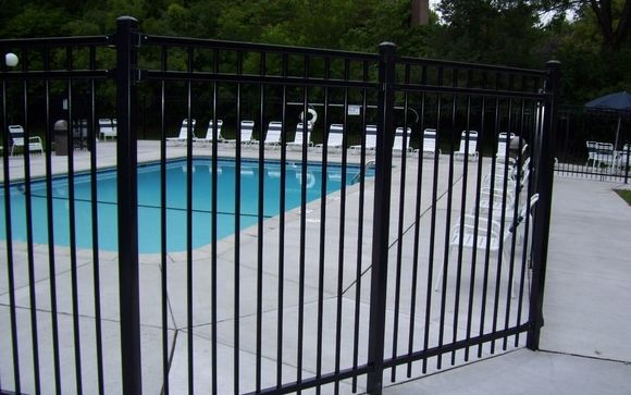 Star Aluminum (commercial) Railing By Minnesota Vinyl & Aluminum, Inc 