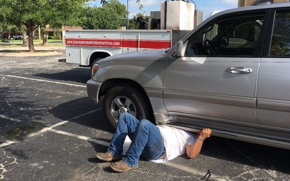 Premium Oil Change- While you work by Big country Mobile Fleet Services, LLC