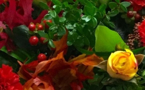 Full service flowers shop with delivery service in the GTA and the suburbs! by Bernard Thibault Floral Artistry
