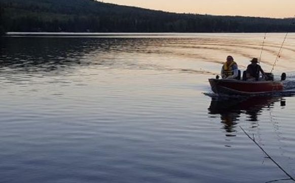 Lakefront Log Cabin Rentals With Docks By Eagan Lake Resort In