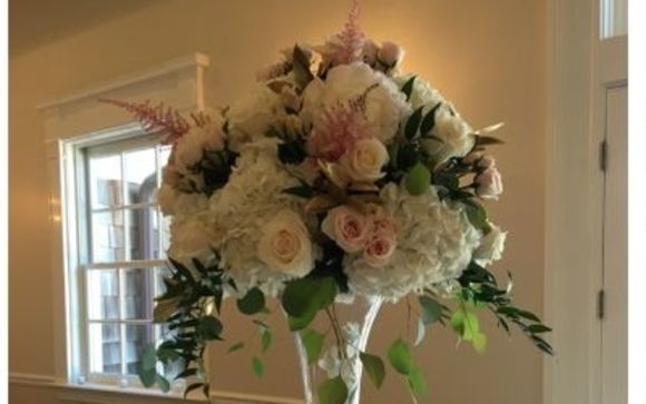 Wedding Designs by Plants and Things Floral Design Center
