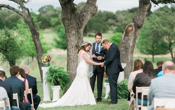 Weddings By Kairos The Celebration Barn In Fredericksburg Tx