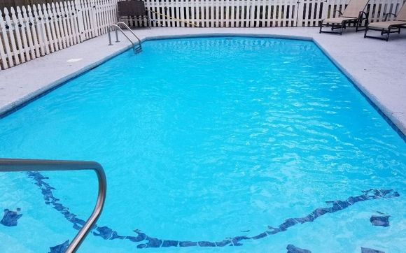 Pool service  by Thompson bro's pool company Inc