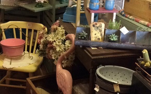 Home Accents Vintage To Modern 1537 S Sheridan Has Crates