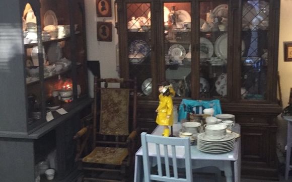 Furniture, collectibles and more by Hidden Treasures of Stafford