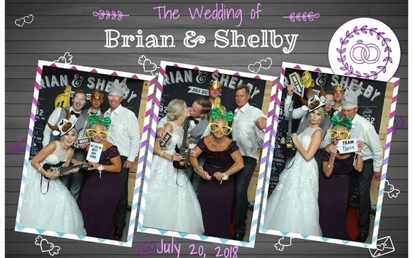 MIRROR ME PERFECT SELFIE PHOTOBOOTH by Mirror Me Perfect Selfie Photobooth