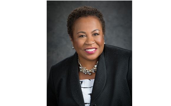 Business Portraits by Gleason Portrait Gallery Inc.